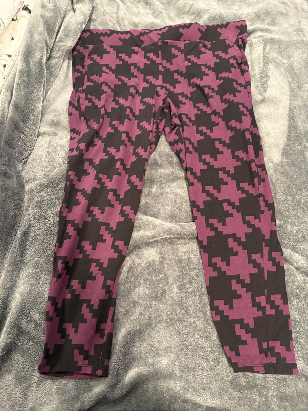 torrid Purple & Black Houndstooth Leggings